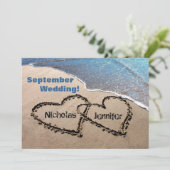 ふたりのハートが砂に埋もれる 夏のビーチウェディング招待状 招待状 (スタンド正面)