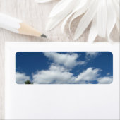 ふっくらとした白い雲差出人住所ラベル ラベル (インサイチュ)