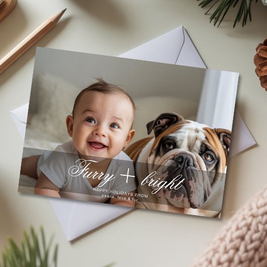 ふわふわと明るい雪の家族のホリデーカード シーズンカード