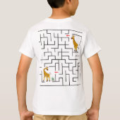 ふわふわの白い子猫とぴょんぴょん跳ねるウサギが交流する Tシャツ (裏面)