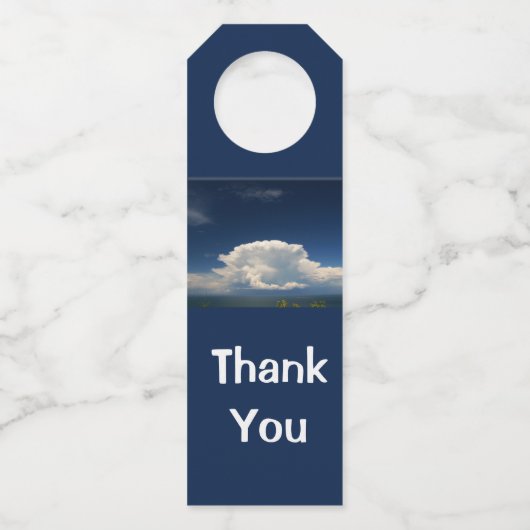 ふわふわの白い雲 ボトルネックタグ (正面)