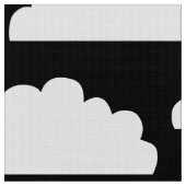 ふわふわの雲のパターン – 黒の上に白 ファブリック (クローズアップ)