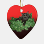 ふわふわの黒猫インクリスマスリース セラミックオーナメント (左)