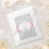 ふわふわヒツジ赤ちゃんシャワーバッグ(ピンク) フェイバーバッグ (クリップ留めされた状態)