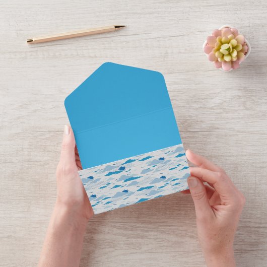 ふわふわ雲の晴れた白いスカイパターン オールインワン招待状 (ビデオ)