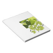 ぶどうつる植物グリーン葉ズ ノートパッド (アングル)