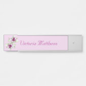 ぶら下がったな名札の机のピンクの緑のバイオレットの蘭 サインプレート (正面)