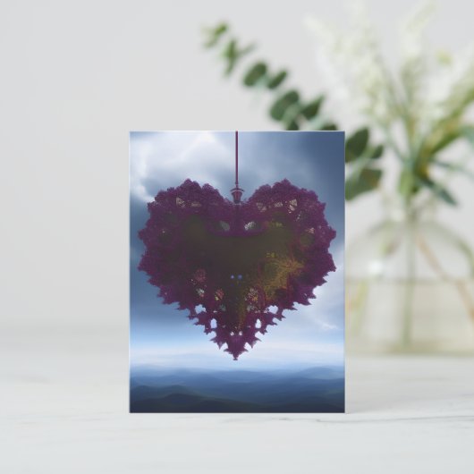 ぶら下がったBy A Thread – 紫のハートと嵐の雲 ポストカード (スタンド正面)