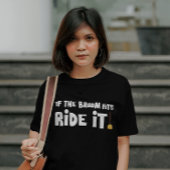 ほうきが合えば乗りなさい Tシャツ