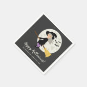 ほうきの飛んでいるかわいい魔女ハローウィンパーティ スタンダードカクテルナプキン (角)