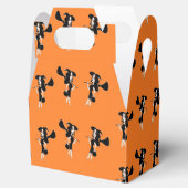 ほうきをオレンジにつけた魔女 フェイバーボックス (オープン)