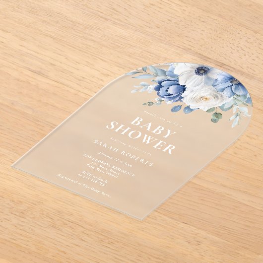 ほこりっぽいエレガントブルーフローラ冬の赤ちゃんシャワー アクリル招待状 (レイダウン)