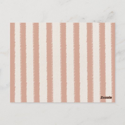 ほこりっぽいストライプのピンクの小さなガチョウのベビー ポストカード (裏面)