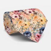 ほこりっぽいネイビーブルーとピーチピンクの花のフローラ ネクタイ (ロール)