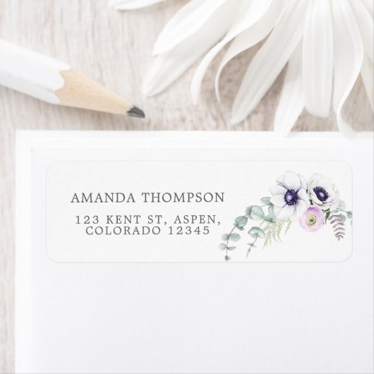 ほこりっぽいバイオレットウォーターのカラーフローラ ラベル (インサイチュ)