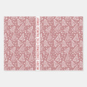 ほこりっぽいバラと白いクリスマスツリー赤い名前 ラッピングペーパーシート (正面)