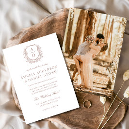 ほこりっぽいバラエレガントフローラクレストモノグラム結婚ズ 招待状