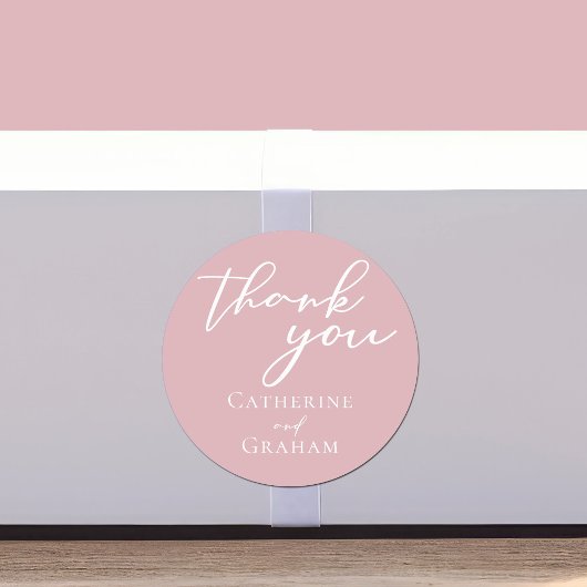 ほこりっぽいバラピンクタイポグラフィカスタムウェディング ラウンドシール