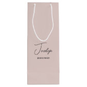 ほこりっぽいバラピンクパーソナライズされたウェディングパーティーの好意 ワインギフトバッグ (裏面)