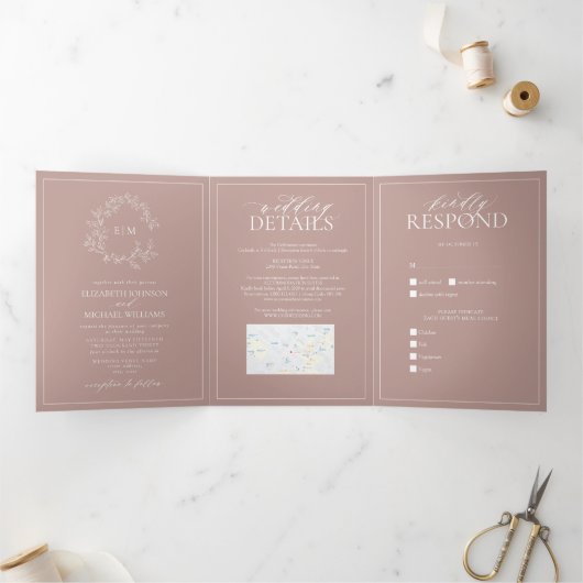 ほこりっぽいバラリーピークレストモノグラム結婚ズ 三つ折り招待状 (内部)