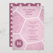 ほこりっぽいピンクのガーリーサッカー誕生日パーティー 招待状 (正面/裏面)