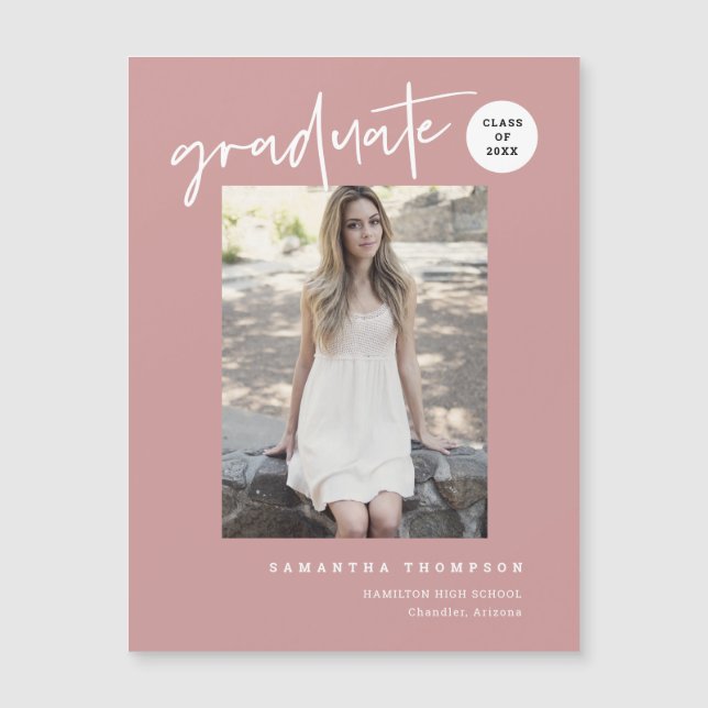 ほこりっぽいピンクのスクリプトスクール大学院フォトマグネット (正面)