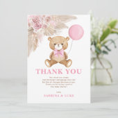 ほこりっぽいピンクのテディベアーバルーンガールベビーシャワー サンキューカード (スタンド正面)