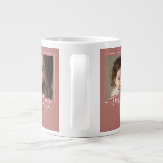 ほこりっぽいピンクの母の日の写真 ジャンボコーヒーマグカップ (裏面)