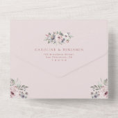 ほこりっぽいピンクの水色のフローラ素朴なボホ結婚の オールインワン招待状 (裏面)