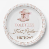 ほこりっぽいピンク女性のカーボーイブーツ最初のロデオ1歳の誕生日 ペーパープレート (正面)