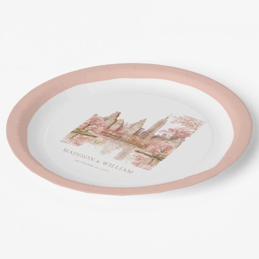 ほこりっぽいピンク色のニューヨー結婚ク ペーパープレート (アングル)