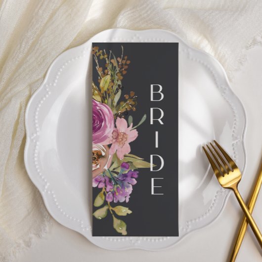 ほこりっぽいピンク色の紫のフローラの結婚椅子のサイン メニュー