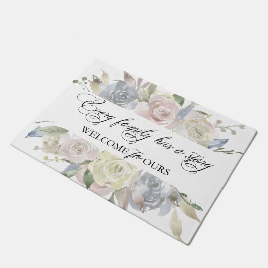 ほこりっぽいフローラ |家族みんなでストーリーを歓迎 ドアマット (アングル)