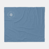 ほこりっぽいブルーの冬の結婚式がゲストに贈られる フリースブランケット (正面(横))