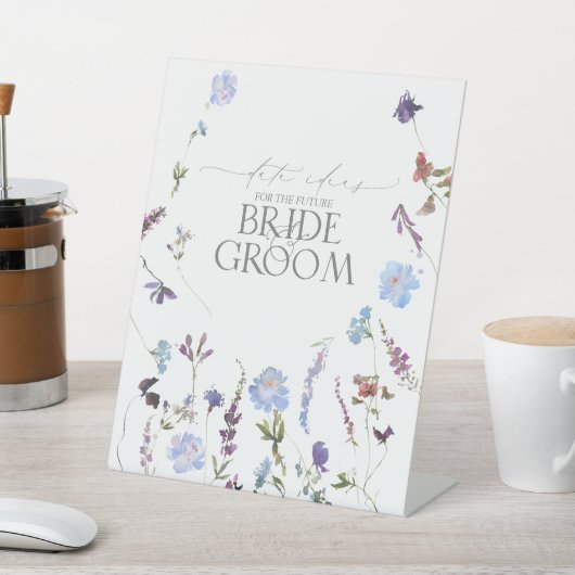 ほこりっぽいブルーウォーターカラーワイルドフラワーデートアイディア 台座サイン (インサイチュ)