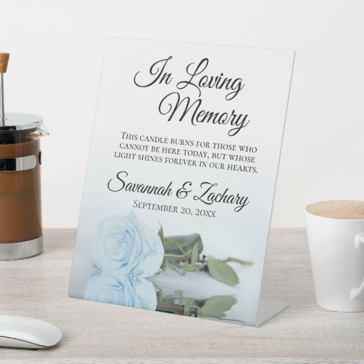 ほこりっぽいブルーバラ愛結婚記憶の記念碑 台座サイン (インサイチュ)