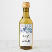 ほこりっぽいブルーフローラ花庭園の結婚式 ワインラベル (正面)