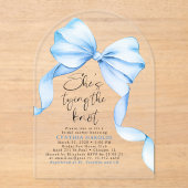 ほこりっぽいブルーボウ結び目ブライダルシャワー アクリル招待状 (正面)