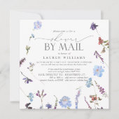 ほこりっぽいブルーワイルドフラワーブライダルシャワーバイメール 招待状 (正面)