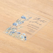 ほこりっぽいブルーワイルドフラワーブライダルシャワー招待 アクリル招待状 (レイダウン)