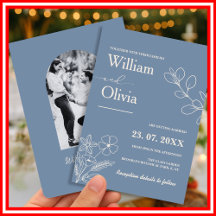 ほこりっぽいブルーワイルドフラワー結婚の写真