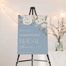 ほこりっぽいブルー白フローラブライダルシャワー歓迎