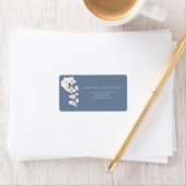 ほこりっぽいモダン青い蘭の花の結婚式のラベル ラベル (インサイチュ)