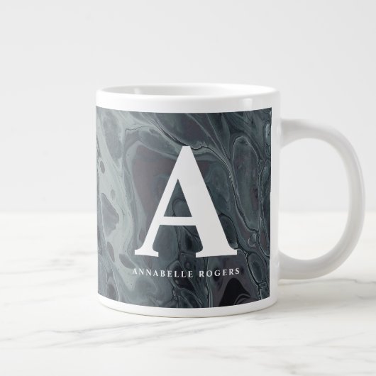 ほこりっぽい数々のティール（緑がかった色）カラー大理石カスタムイニシャル/名前 ジャンボコーヒーマグカップ (右)