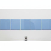 ほこりっぽい無地の青 タイル