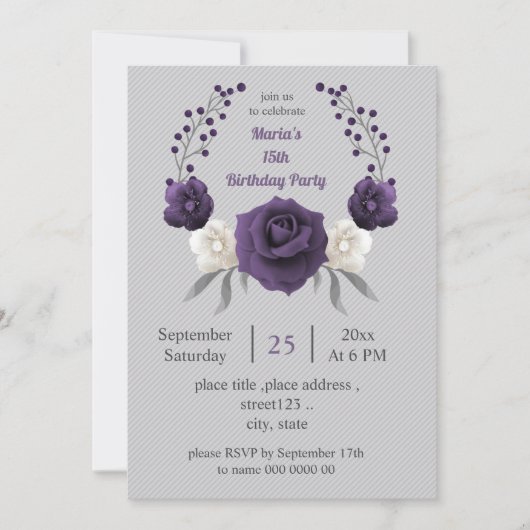 ほこりっぽい紫と白のフローラリース灰色の誕生日 招待状 (正面)