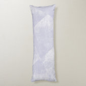 ほこりっぽい紫の幾何ミニマル的インクテクスチャ ボディピロー (裏面 (縦))