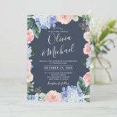 ほこりっぽい青いアジサイのパステル結婚ピンクのバラ 招待状 (スタンド正面)