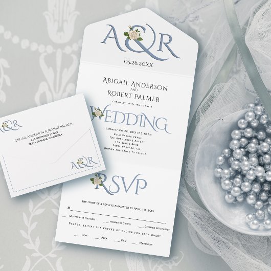 ほこりっぽい青いイニシャルとアンパサンド、バラ結婚ズ オールインワン招待状