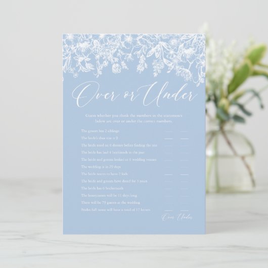 ほこりっぽい青いフローラオーバーまたはブライダルシャワーゲーム 招待状 (スタンド正面)